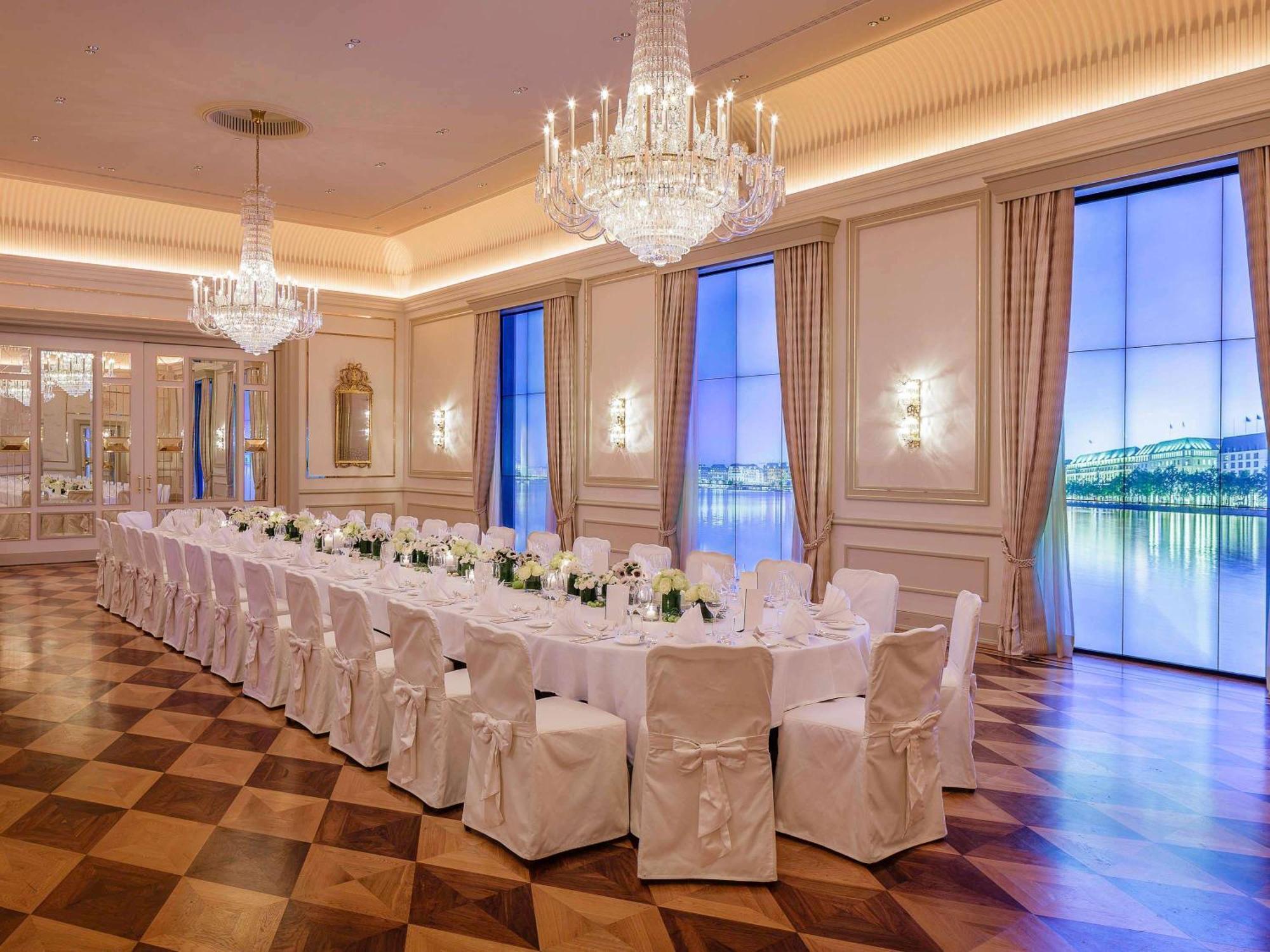 Hotel Fairmont Vier Jahreszeiten Hamburg-Harburg